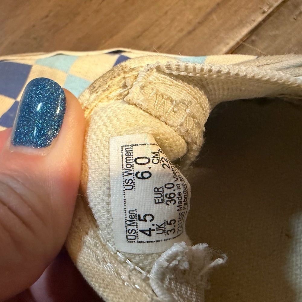 Vans Slip-On Checkerboard Sneakers in Blue and Light Blue — women’s 6/mens 4.5 - Picture 3 of 15